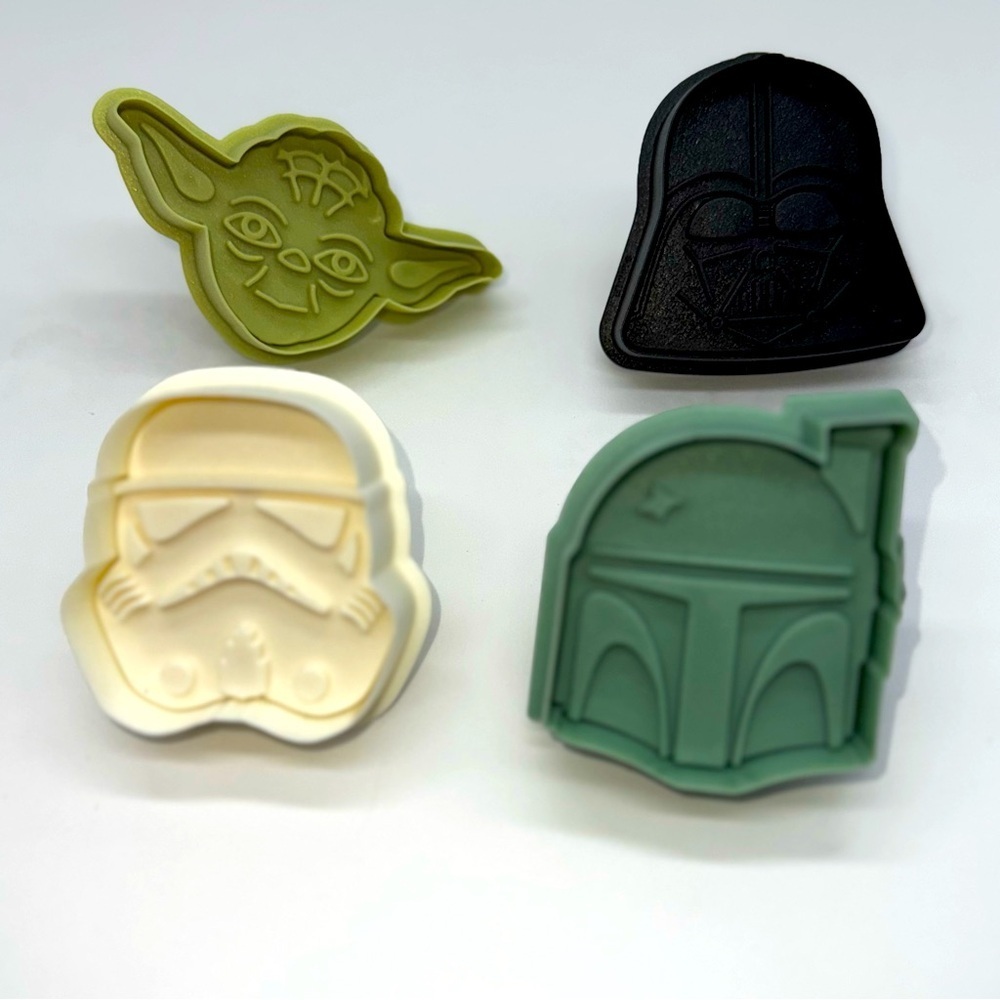 Williams Sonoma Star Wars Cookie Cutters Set - Picture 4 of 4